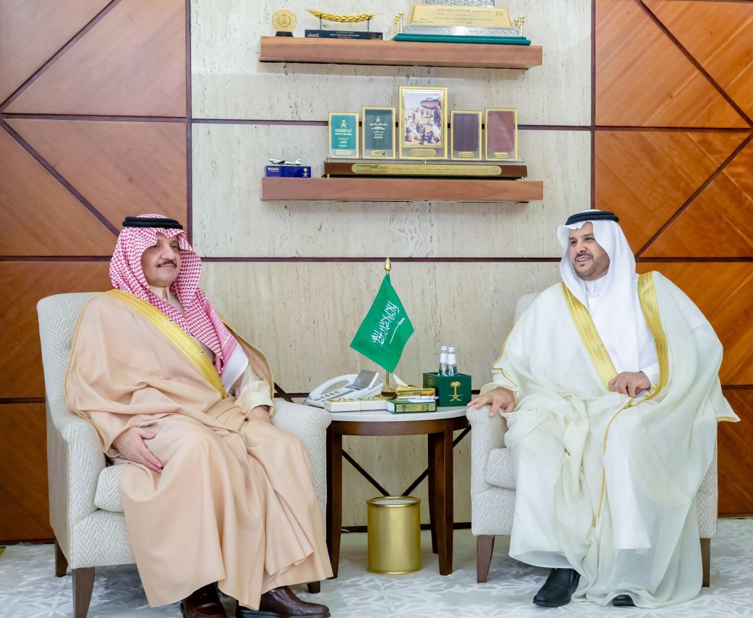أمير الشرقية يستقبل رئيس جامعة حفر الباطن بمناسبة تعيينه