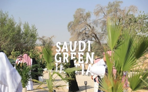 السعودية : زيادة 300 % في حصة "المتجددة" من مزيج الطاقة