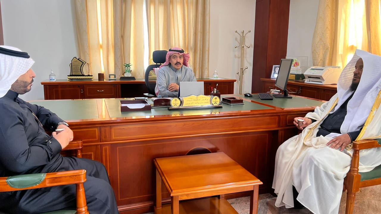 وكيل محافظة تيماء يستقبل مدير عام فرع وزارة الشؤون الإسلامية بمنطقة تبوك