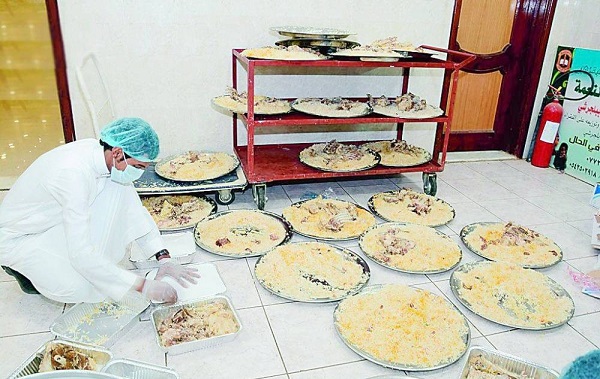 «البيئة»: 40 مليار ريال نسبة الهدر الغذائي في رمضان !