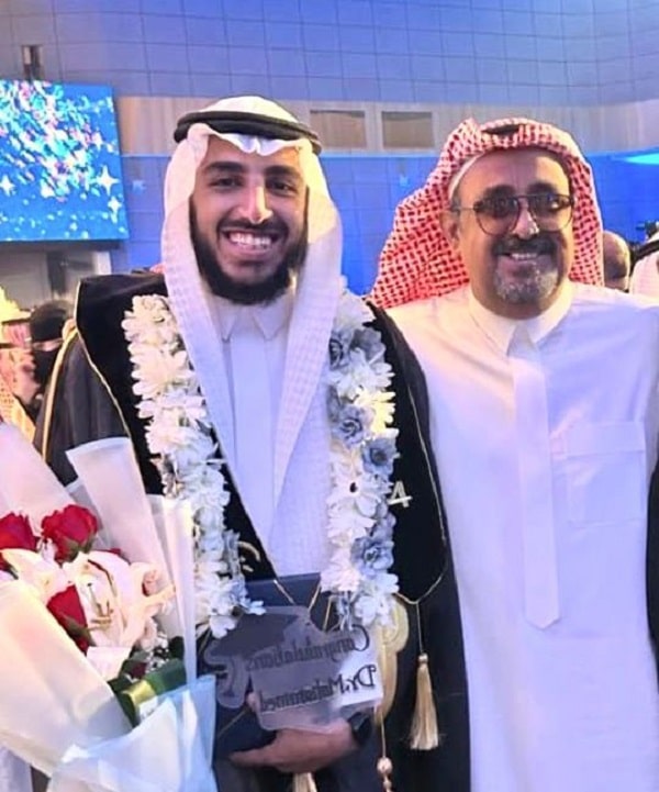 الربيعان يتخرج من كلية الطب جامعة الفيصل بالرياض