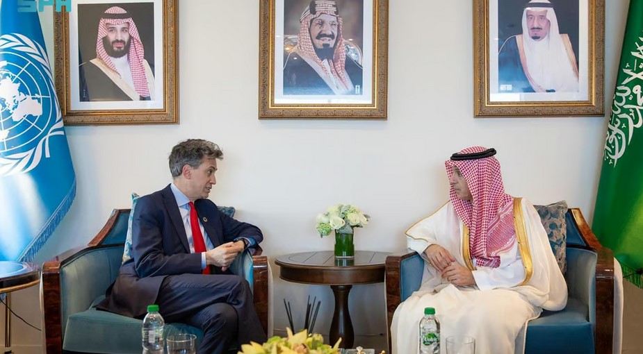 "الجبير" يبحث تعزيز التعاون في أمن الطاقة والحياد الصفري مع وزير الدولة البريطاني
