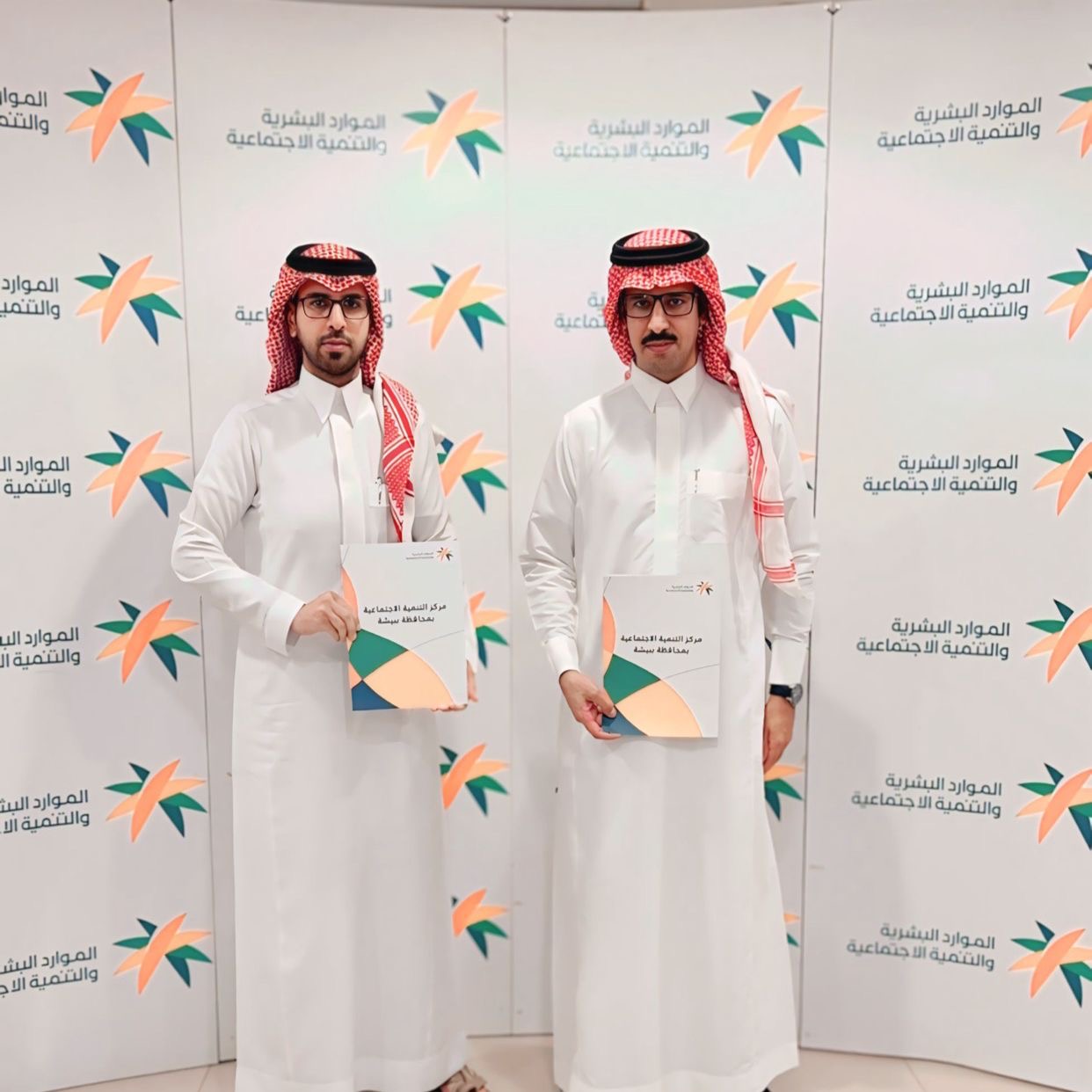 مذكرة تفاهم بين جمعية النخيل الإعلامية ومركز التنمية الاجتماعية