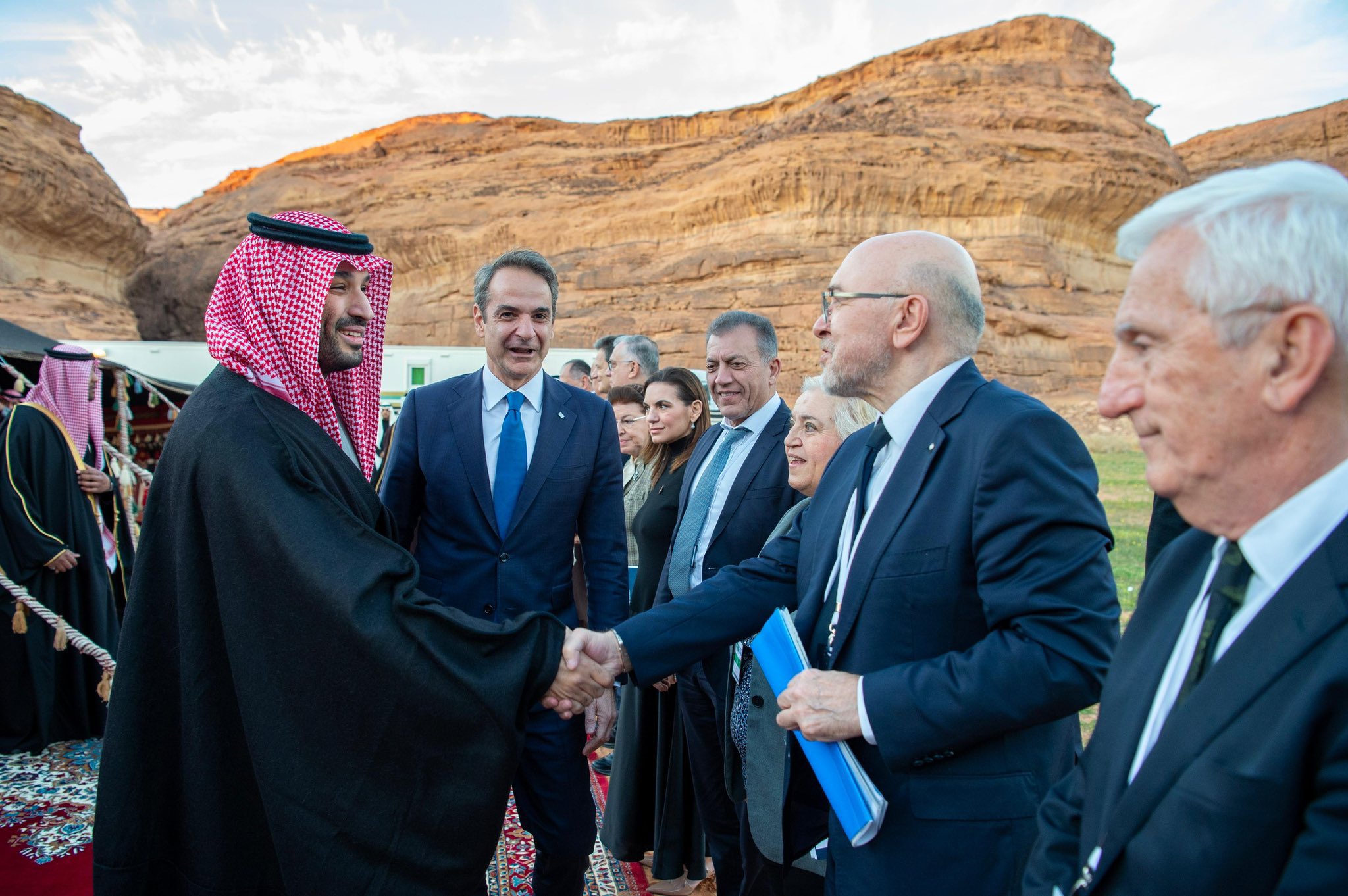 أهمية العلاقة بين "السعودية" و "اليونان"