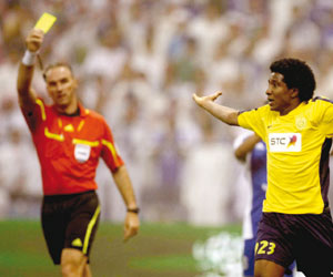النصر يعير برناوي وعسيري للعروبة