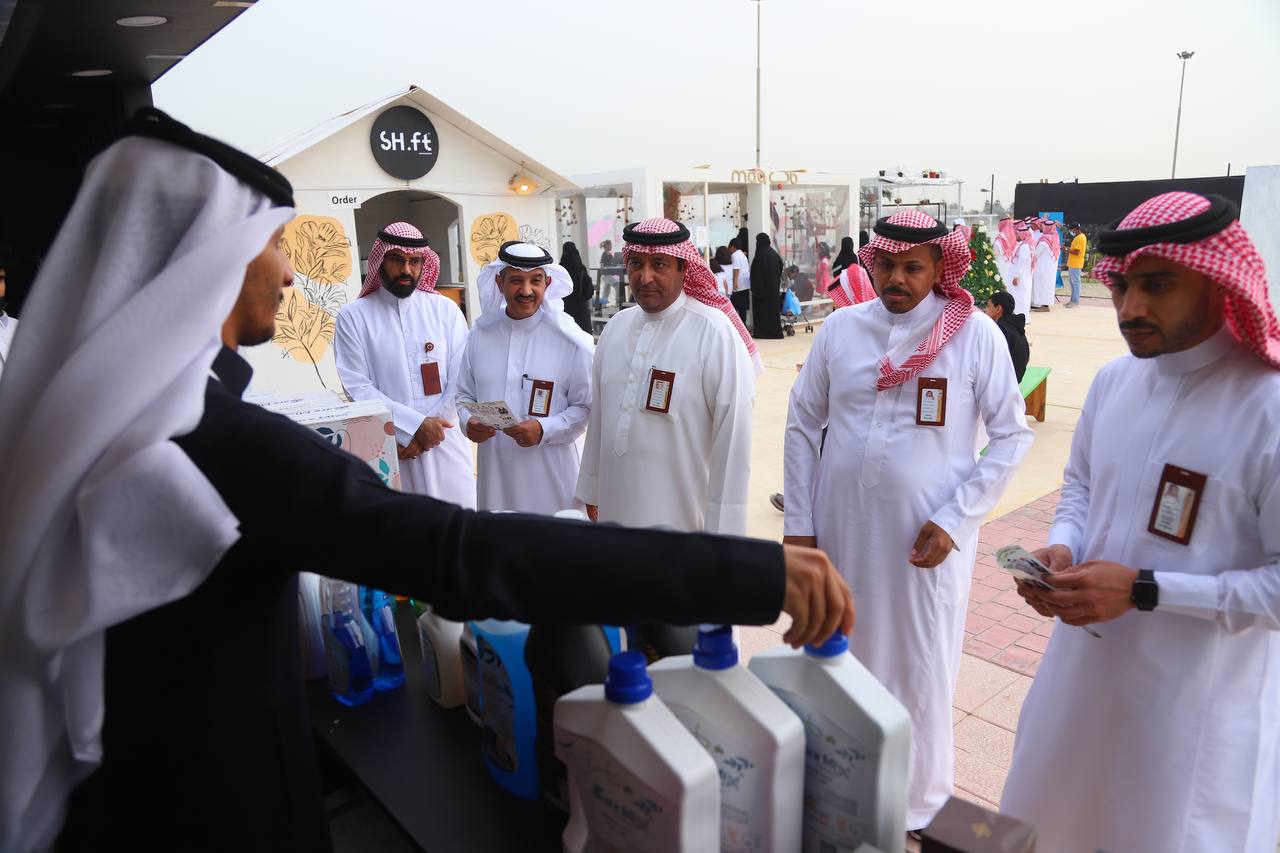 2cac6bc6 568d 4eb2 8b83 138bfd212efe