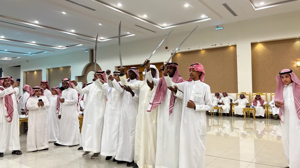 275dfbad 7b9f 4a15 a2f1 3001b243b7fc